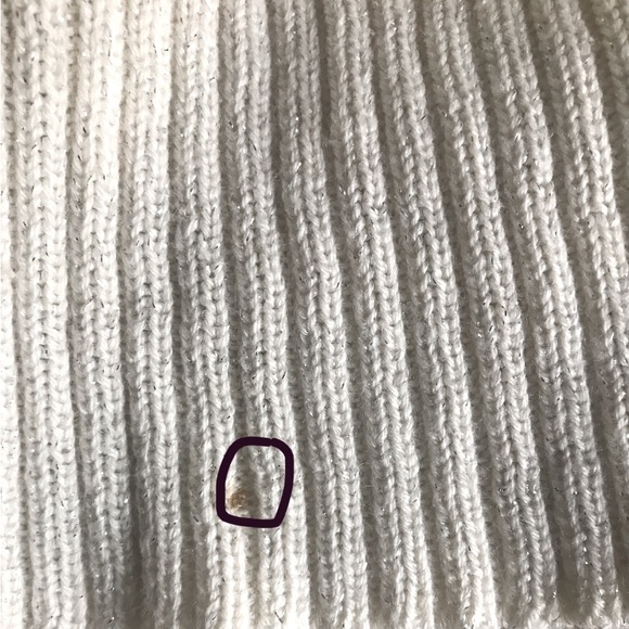 CAFE BRAND Small V-Neck Cream Knit Long Sleeve  Sweater - Picture 5 of 5